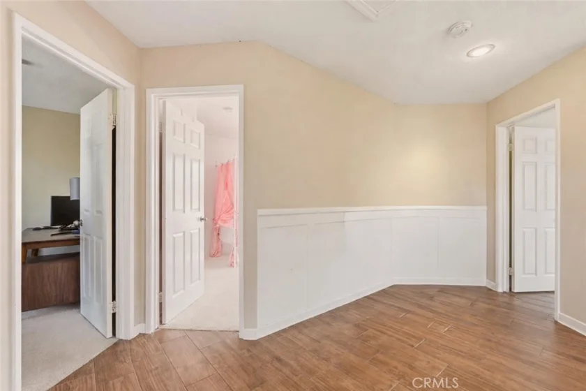2 Beaumont photo 22