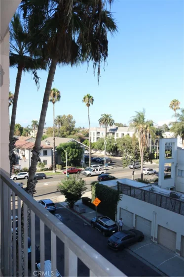 1750 E Ocean #503 photo 8