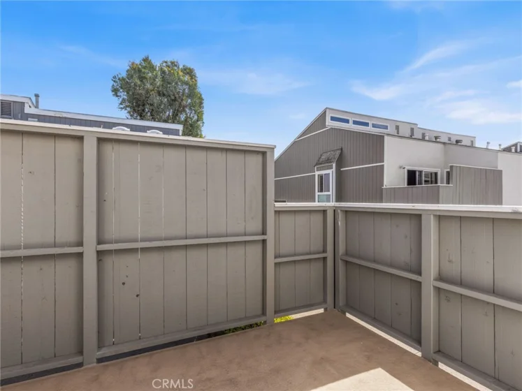 2710 W Segerstrom Avenue #F photo 24
