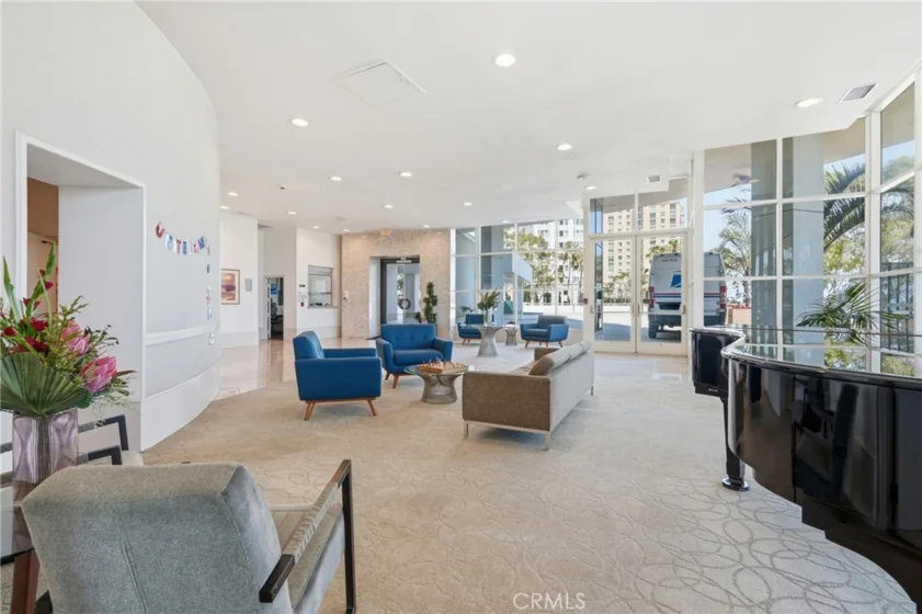 700 E Ocean Boulevard #2305 photo 31
