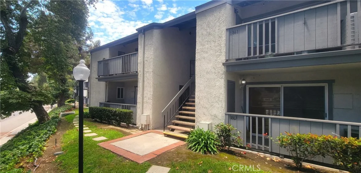 1859 Brea Boulevard #204 photo 1