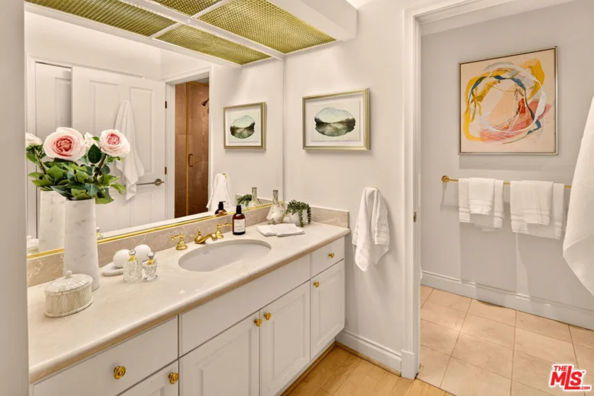 11847 Gorham Avenue #112 photo 3