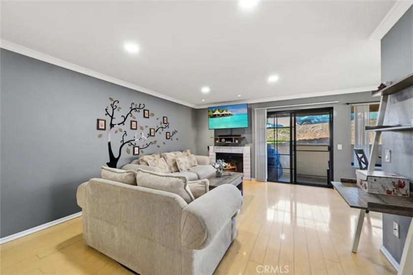 1016 Grape Street photo 7