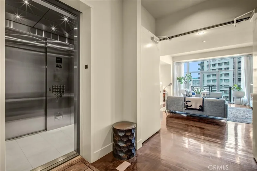 10776 Wilshire Boulevard #901 photo 6