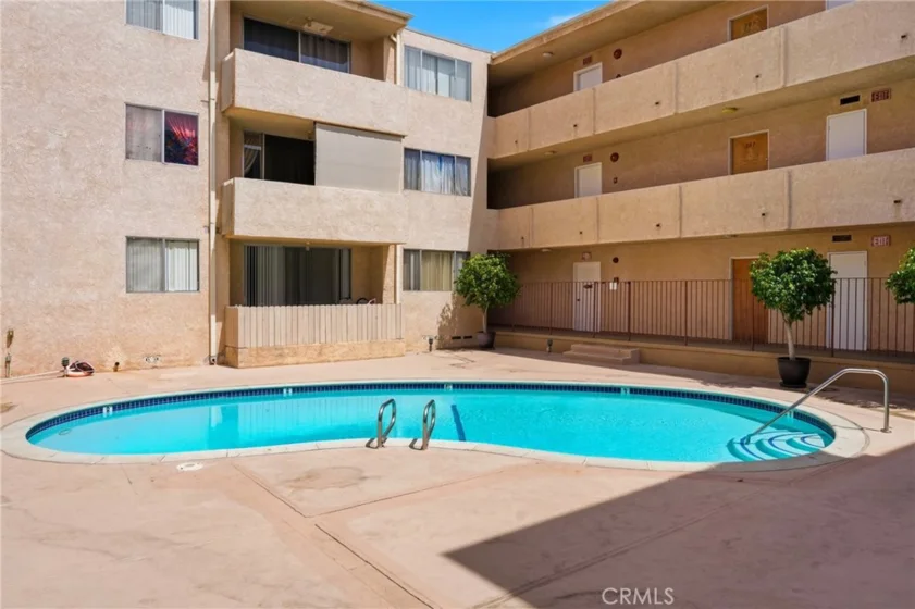 5429 Newcastle # 303 photo 23