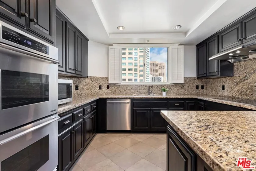 10550 Wilshire Boulevard #804 photo 5