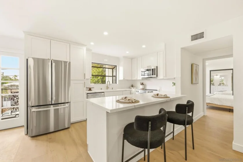 1263 Robinson #13 photo 28