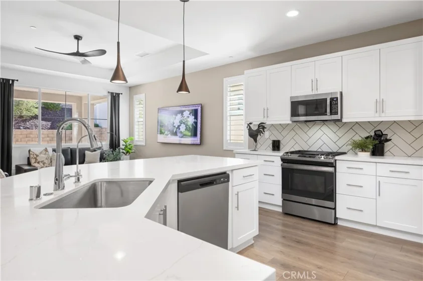 32105 Hyacinth Way photo 5