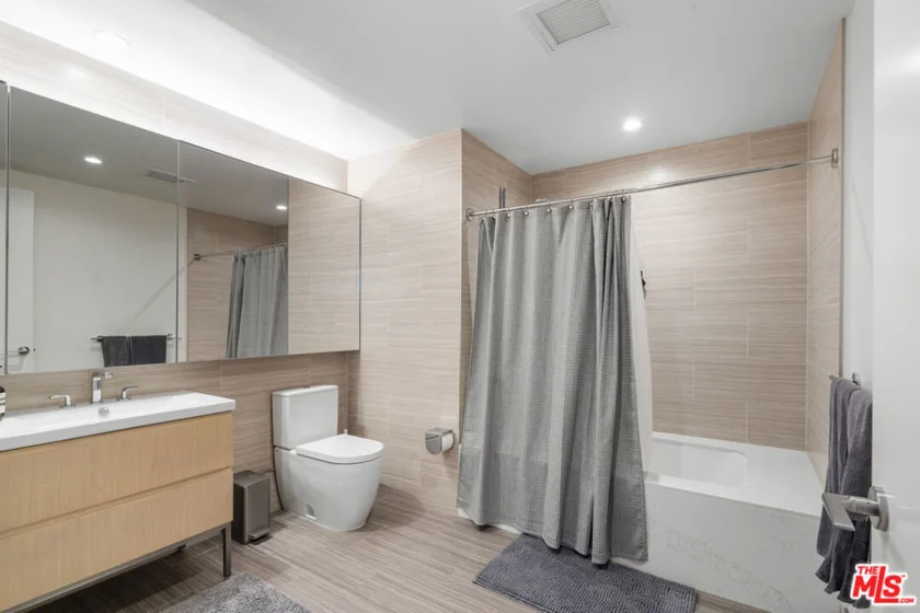 877 Francisco Street #1116 photo 21
