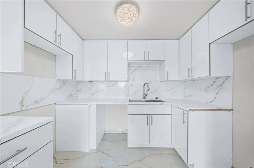 421 E Santa Anita #301 photo 29