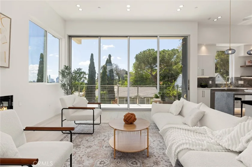 2311 Cove photo 7