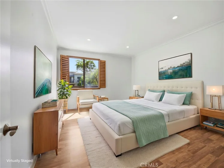 1315 Roxbury Drive #204 photo 6