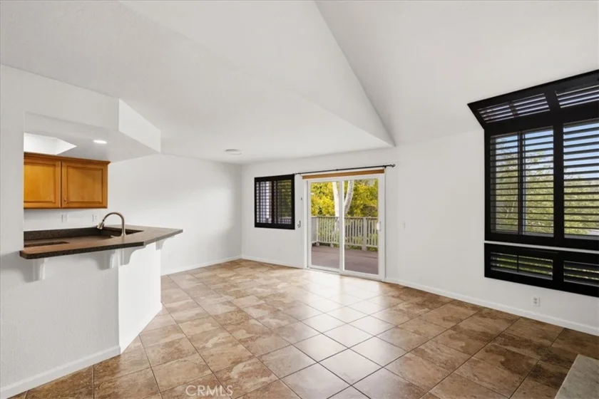 121 Santa Rosa Court photo 27