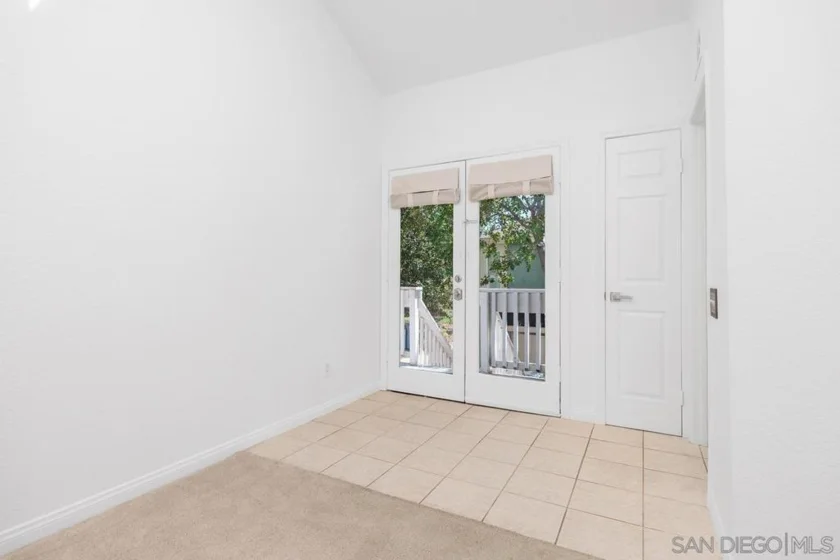 1564 Tanglewood Lane #15 photo 4
