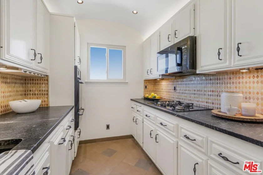 211 California Avenue #501 photo 12
