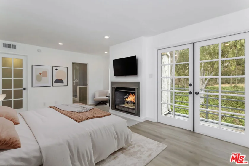 11601 Montana Avenue #PH7 photo 6