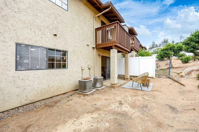 440 Citracado Parkway #5 photo 35