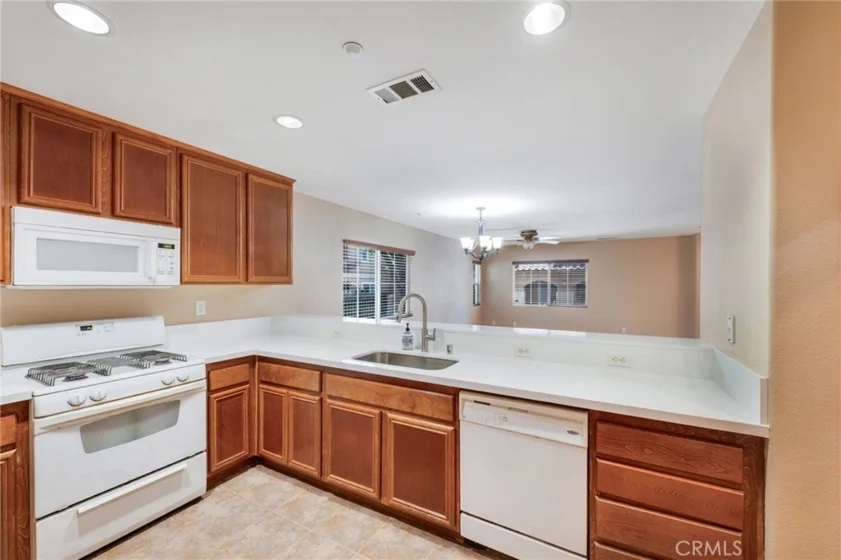 25860 Iris Avenue #B photo 12
