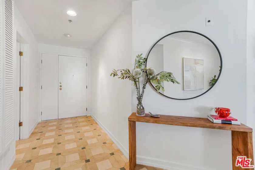 211 California Avenue #501 photo 10