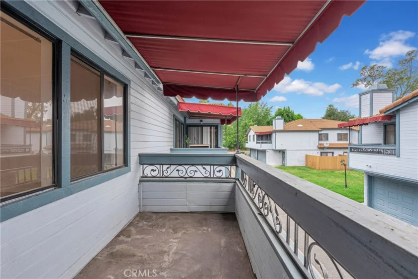 1255 N Los Robles Avenue #18 photo 21
