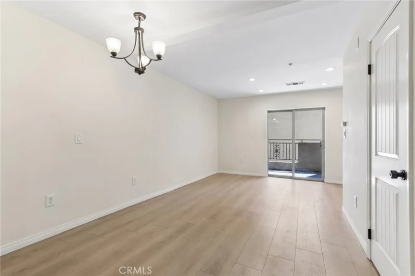 14618 Gilmore Street #16 photo 7