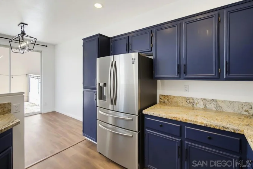 1228 La Vida Court photo 15