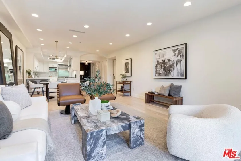 11715 Chenault Street #102 photo 33