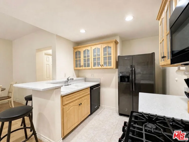 418 E Hardy Street #2 photo 22