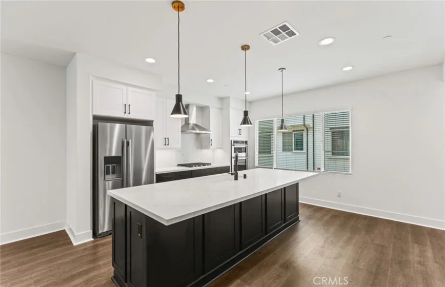 102 Sorrel Court photo 1
