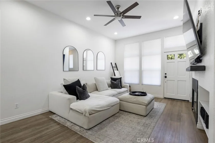 8017 E Naples photo 10