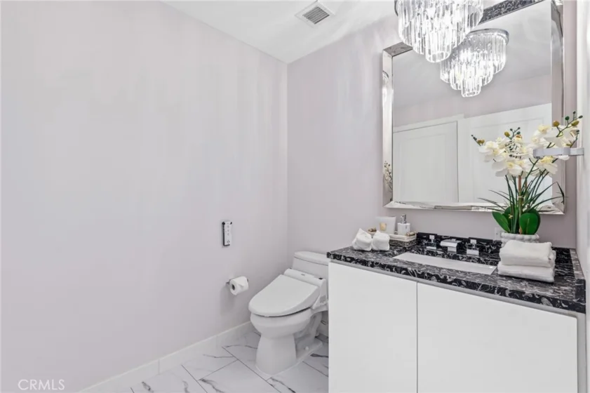 900 W Olympic Boulevard #30A photo 11