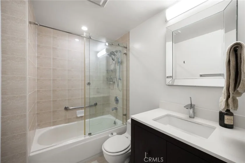 2960 Neilson Way #301 photo 25