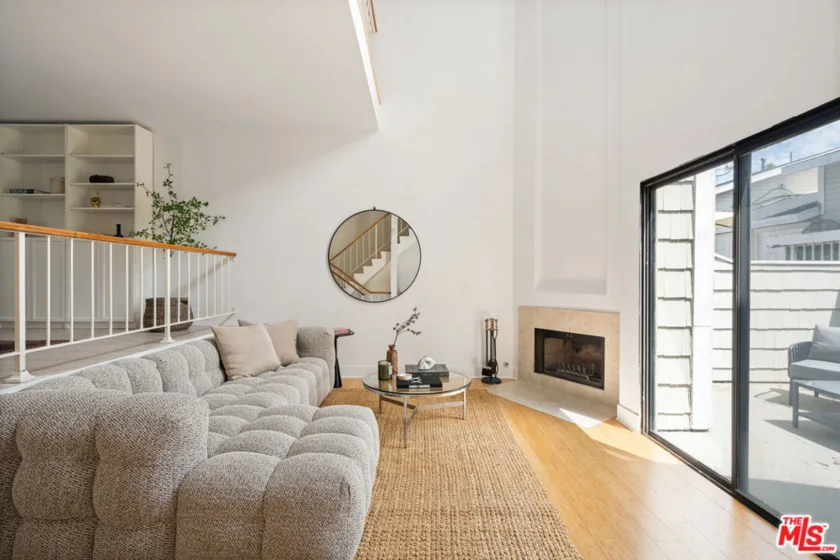 4658 Don Lorenzo Drive #G photo 1