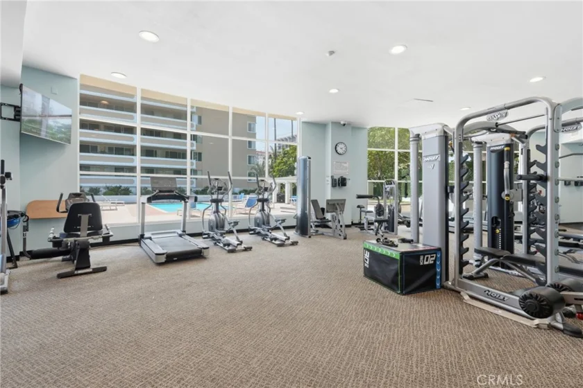 700 E Ocean Boulevard #2305 photo 30