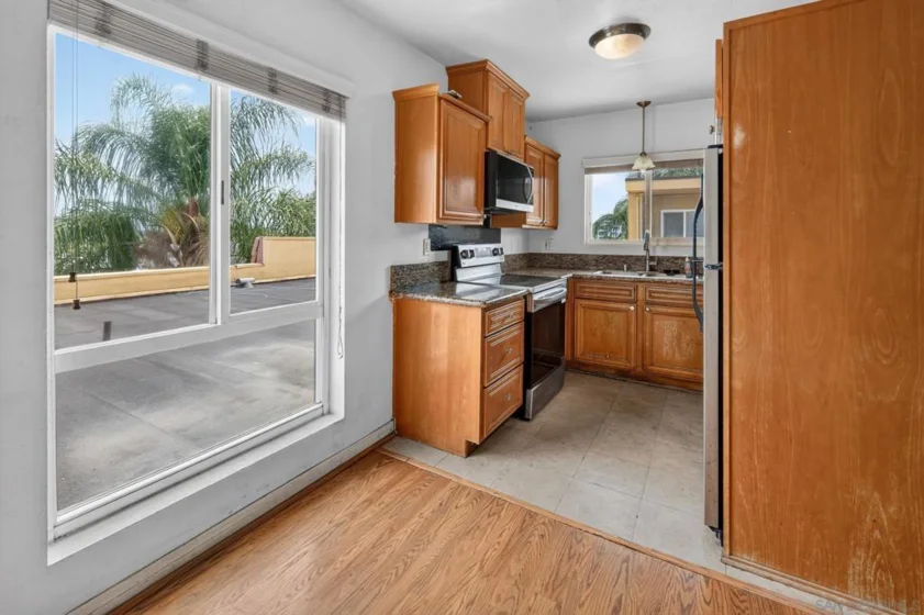 4346 52nd Street #10 photo 7