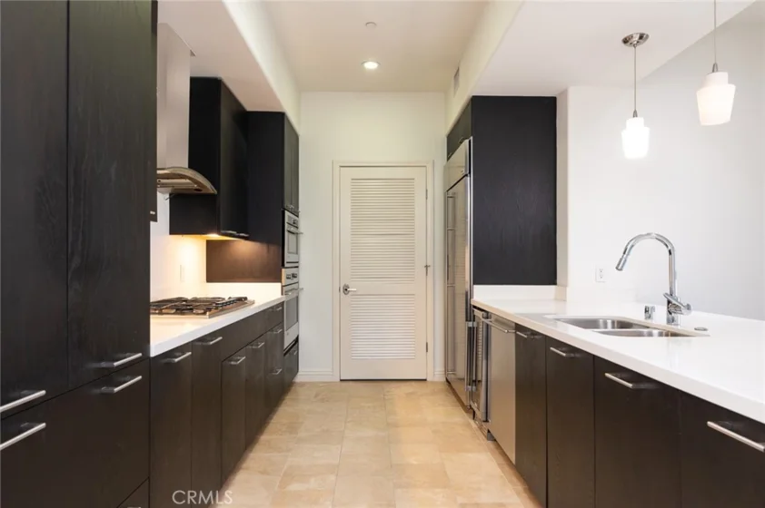 607 Caruso Avenue photo 13