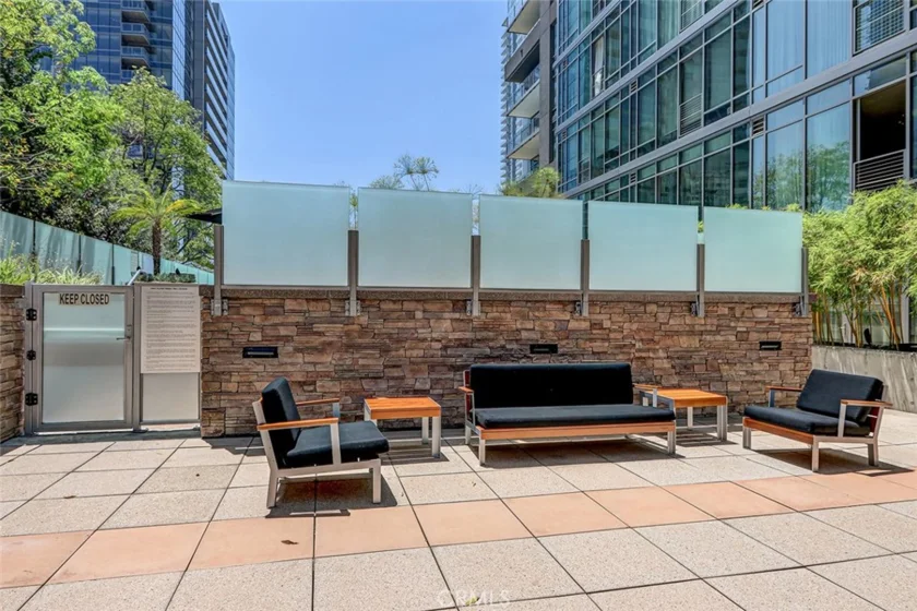 1111 S Grand Avenue #511 photo 33