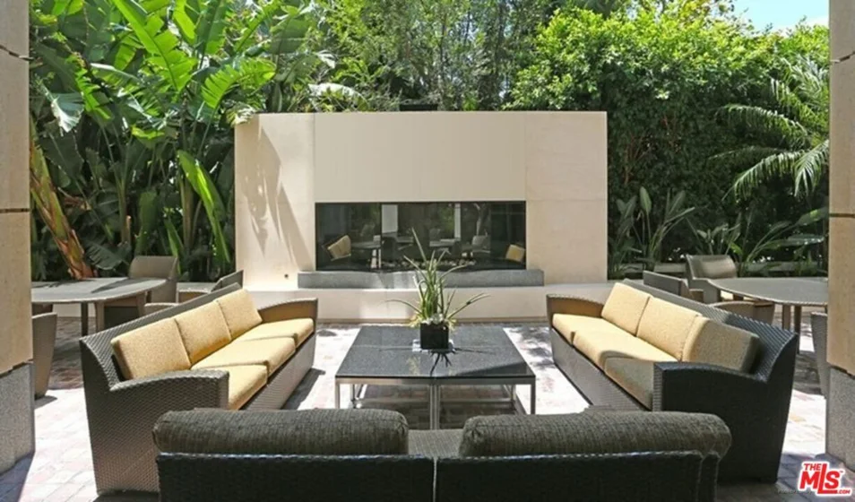 10776 Wilshire Boulevard #301 photo 5