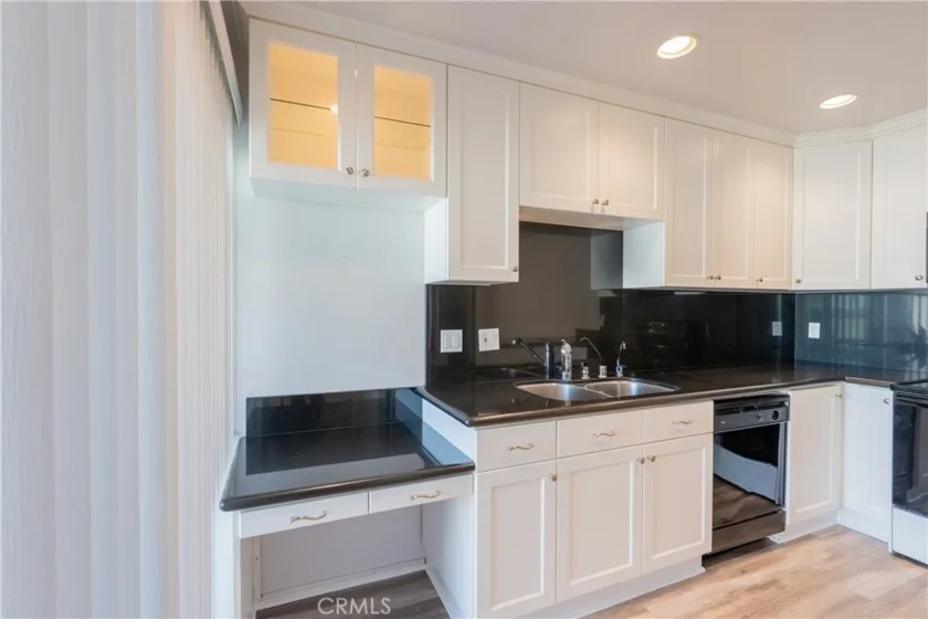 18502 Mayall #B photo 13