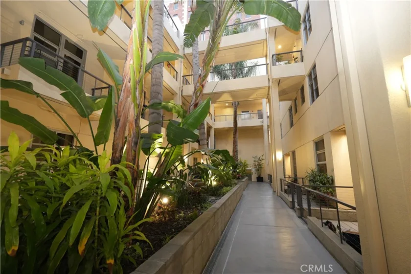 133 N The Promenade N. #115 photo 37