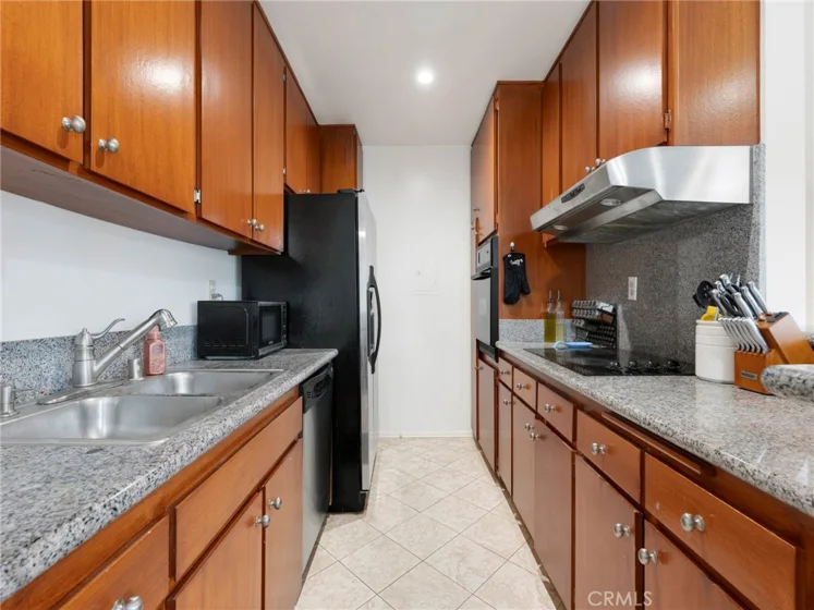5328 Newcastle #57 photo 15