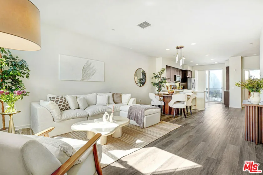 3945 Eagle Rock Boulevard #50 photo 1