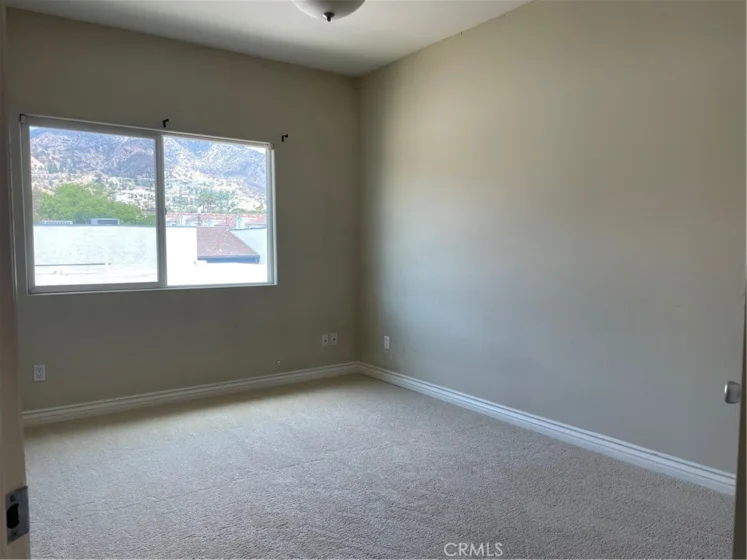 626 E Orange Grove Avenue #301 photo 12