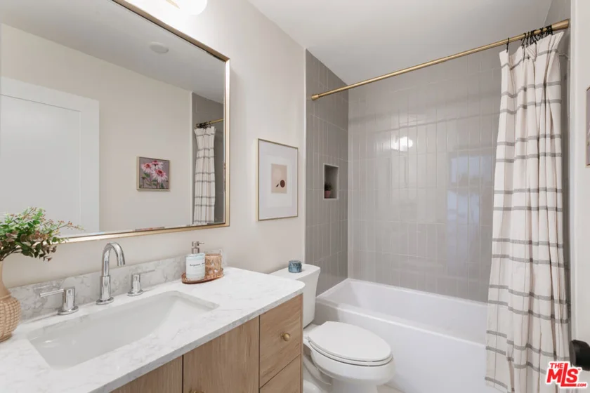 4412 Finley Avenue #3 photo 4