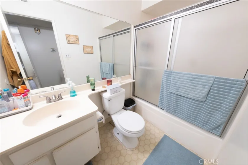 5700 Etiwanda Avenue #149 photo 19