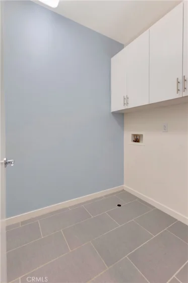 76 Finch photo 22