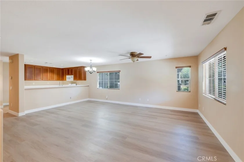 25860 Iris Avenue #B photo 6