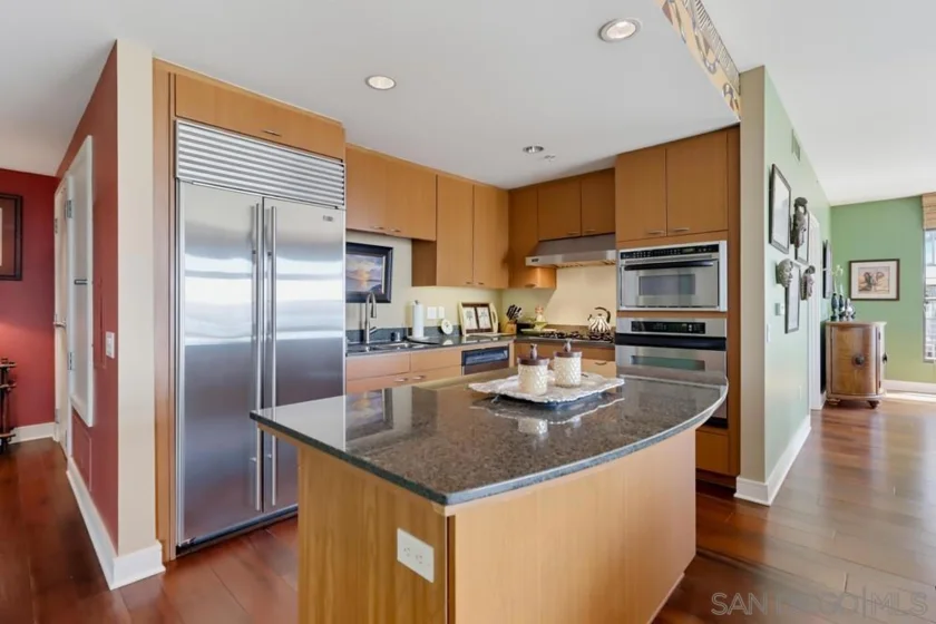645 Front Street #1806 photo 13