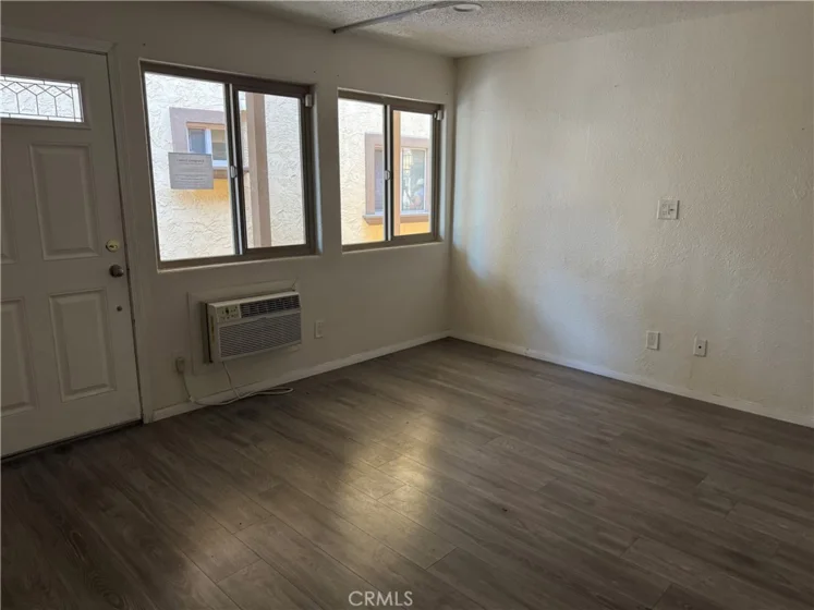 2728 B Street photo 8