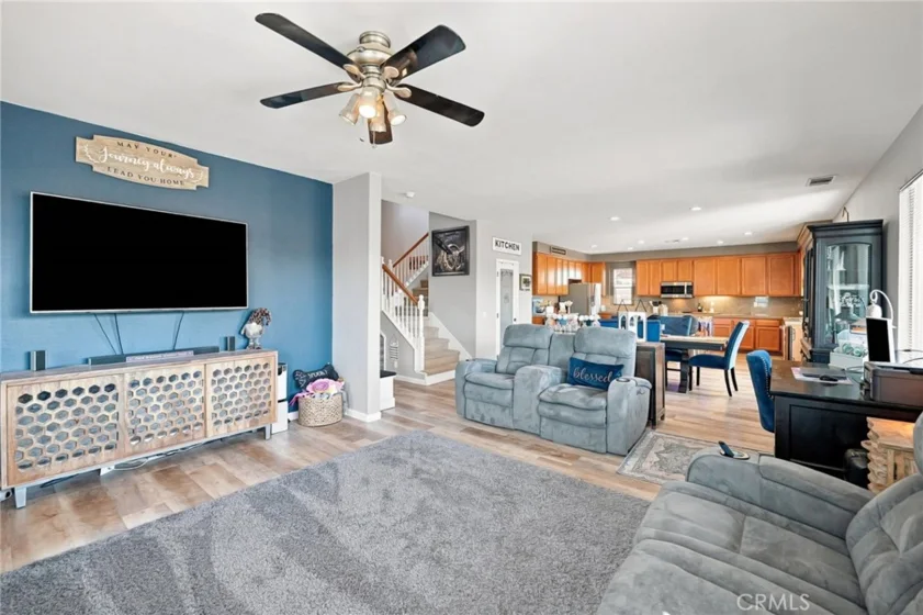 23682 Saratoga Springs photo 9